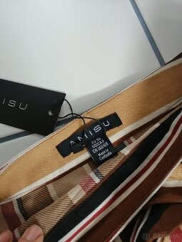 Paskovana trendy sukna - 5