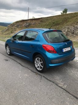 Peugeot 2007 - 5