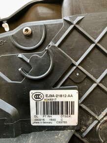 Land Rover Range Rover Evoque sklo P strana - 5