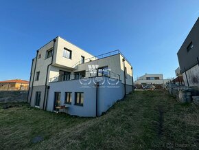 Moderná vila v Jarovciach na predaj - 5
