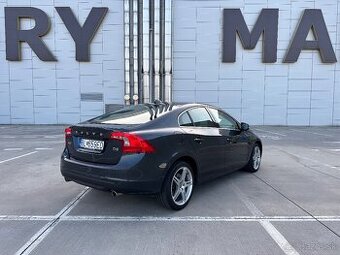 Volvo S60 SUMMUM D5 158Kw AT6 - 5