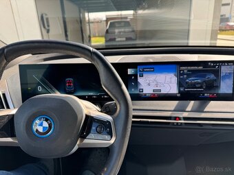 Predám BMW IX M60 - 5