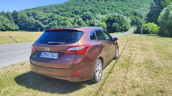 Hyundai i30 CW 1.6i MPI 16V DOHC Family - 5