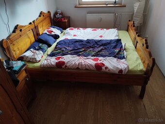 Predám spálňu zo smrekovca - 5
