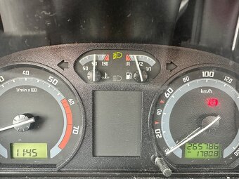 Škoda fabia 1.4 - 5