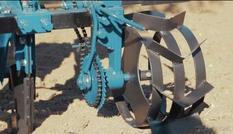 Sadzač cesnaku 6-riadkový pre malotraktor - 5