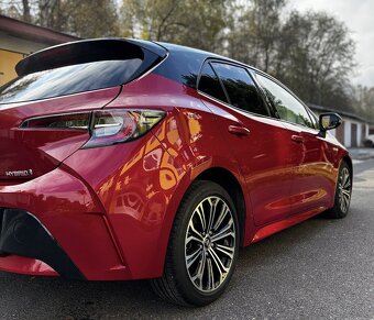 Predam Toyota Corolla - hatchback - hybrid - 5