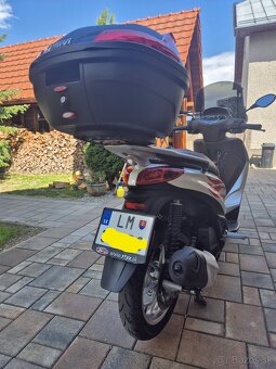 Skúter PIAGGIO Medley 125 ABS - 5