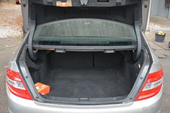 Mercedes C trieda 2.2 CDi Elegange Automat - 5