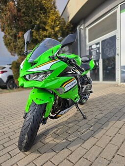 Kawasaki ZX-4RR zelená + quickshifter - 5