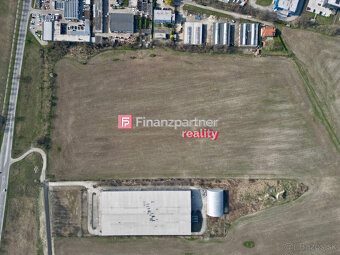Exkluzívne na predaj priemyselný pozemok o rozlohe 10265 m2 - 5