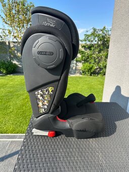Autosedačka Britax Römer Kidfix III S - 5