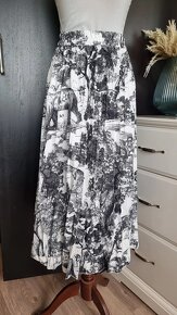Skladaná vzorovaná sukňa - 5