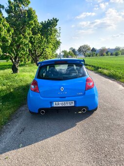Renault Clio R.S. 2012 - 5