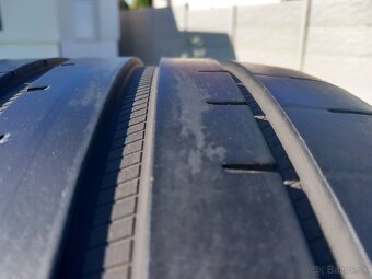 255/35 r19 letne pneumatiky - 5