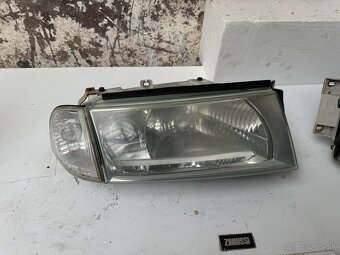 Skoda octavia 1 predne svetla - 5