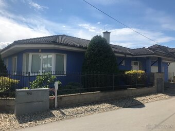 Predám 4izb bungalow,veľká garáz, veľký prestrešený bazén - 5