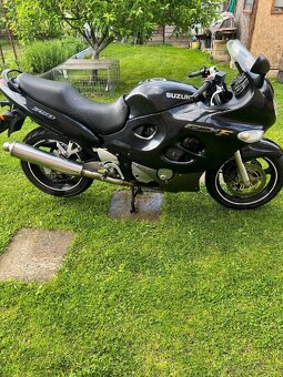 Suzuki gsxf 750 - 5