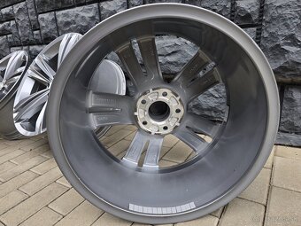 5x112 R19 VW Sebring Touareg Rline - 5