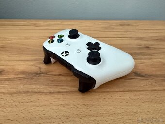 Xbox one X na 1 TB - 5