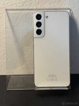 Predám Samsung Galaxy S22 8GB Rám 128GB Silver Bežná známky - 5