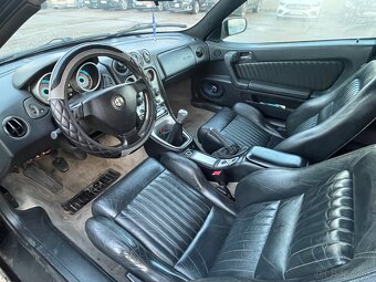 Predám Alfa Romeo GTV - 5