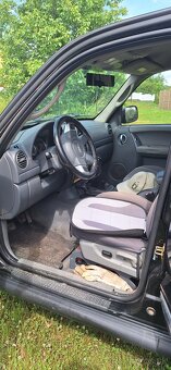 JEEP CHEROKEE KJ - 5