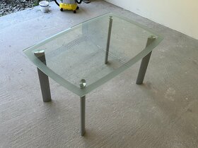 PREDÁM jedálenský stôl sklenený - 5