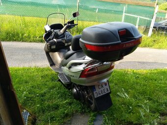 Suzuki Burgman 400 - 5