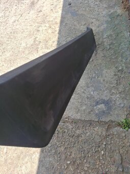 Predám spoiler značky Hella na ford taunus/cortina - 5