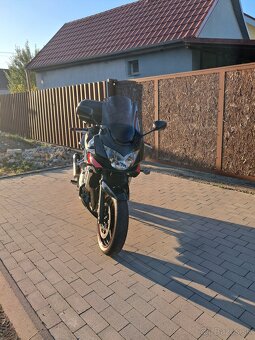 Suzuki GSF 650 - 5