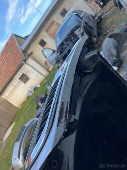 Predám kapotu z BMW e46 faselift - 5
