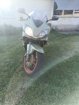 hond cbr F4 - 5