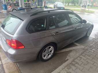 Predám BMW 318i E 91 facelift - 5