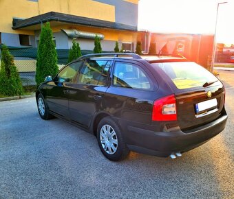 Šooda Octavia 2 Combi 1,9TDI 77KW sprt line - 5
