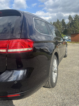Volkswagen Passat - 5