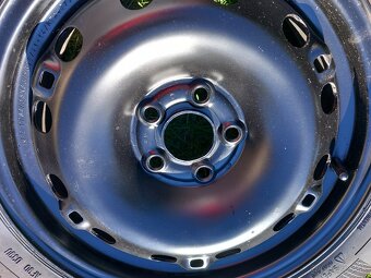 Plechove disky 5x100 r15 a 185/60 r15 zimne pneumatiky - 5