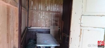 Veľký pozemok  v tichej časti. - 5