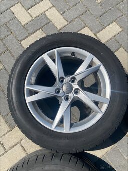 Predám :Originál Alu disky AUDI A3 s letnými pneu 235/55 R17 - 5