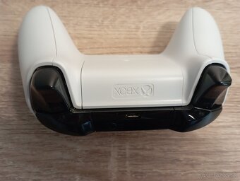 Ovládač na XBOX ONE - 5