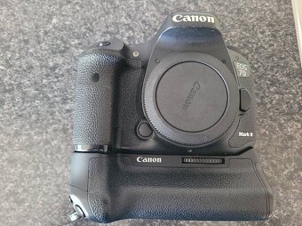 Sigma 150-600 mm Sport plu Canon EOS 7 D MakII - 5