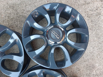 5x98  17"  Fiat 500L (Peugeot 807) - 5