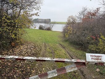 Pozemok  pri priehrade v Batovciach - 5