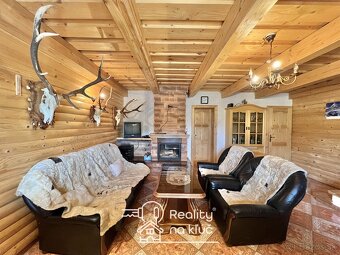 Na predaj krásna zariadená chata s vinohradom - Trávnica - 5