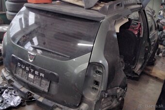 DACIA DUSTER 1.6 2013 predám MOTOR K4M Z835, DVERE, PREVODOV - 5