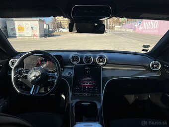 Mercedes-Benz C220 Sedan - 5