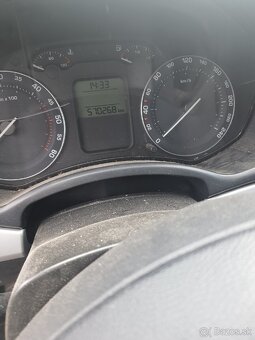 Predam skoda oktavia 2 - 5