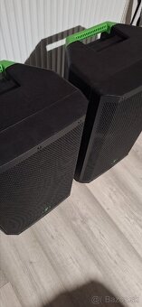 Mackie 1300w - 5