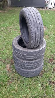 215/60r17C 109/107T Michelin a  225/55r17C 109/107h Vredeste - 5