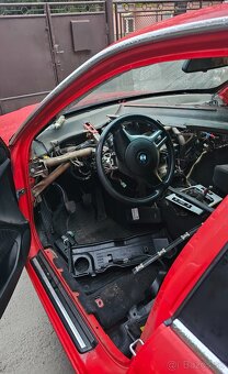 Rozpredám bmw e46 330xd 135kw - 5